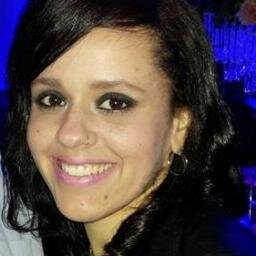 Força é ter coragem para continuar ... ♥