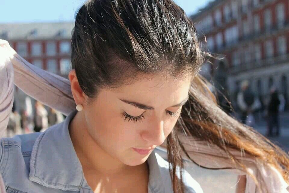 Estudiante de ADE y Derecho en la URJC.