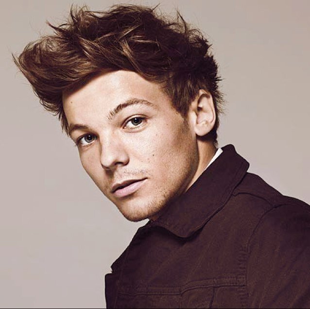 Go Follow @1Dfanssxo now!!!