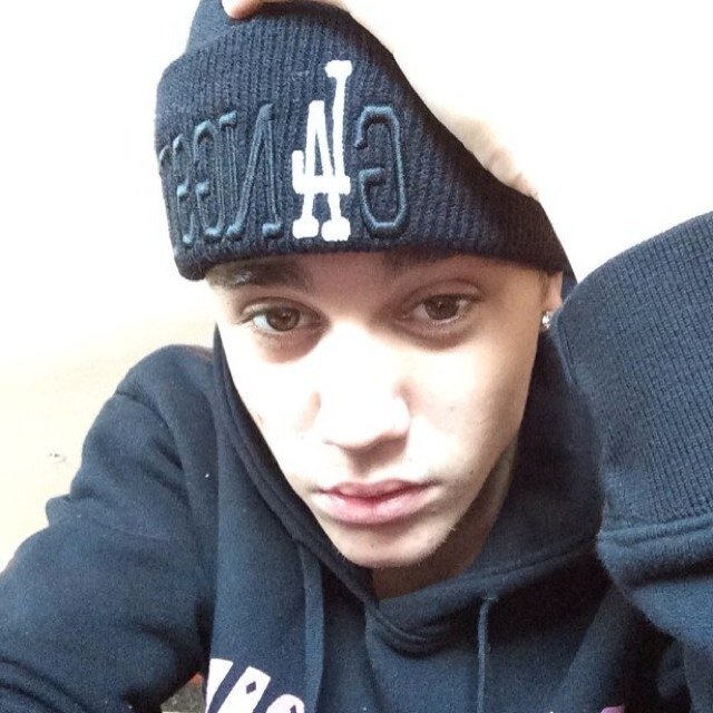 #BieberBoy I just wanna fall in love.  @jadedaniels is the perfection.