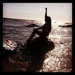 JNothingLikeusB's profile picture. Hola! Llámame Katy, lo digo enserio, Llámame. Soy #Belieber - #Directioner & #Lovatic .-Los Libros y la musica son mi todo♥