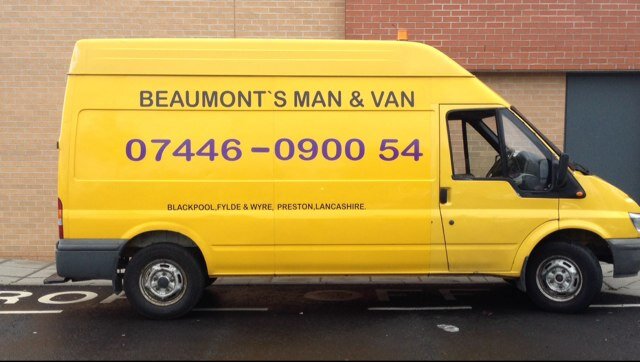 Blackpool baced man and van service 07446090054