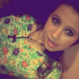 Sou como você me vê.
Posso ser leve como uma brisa ou forte como uma ventania,
Depende de quando e como você me vê passa.