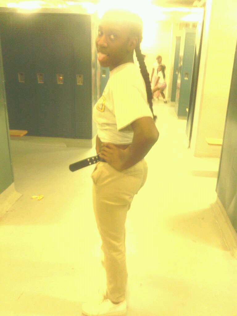 follow lil follow back i your a boy be cute
