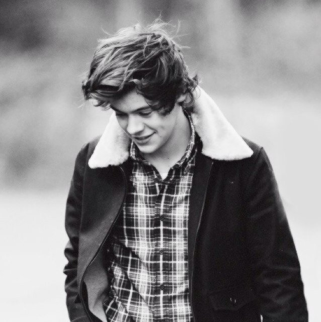 free follow from @unicornstyless, please follow (not this account) Will follow most fan accounts. Thank youuu❤️