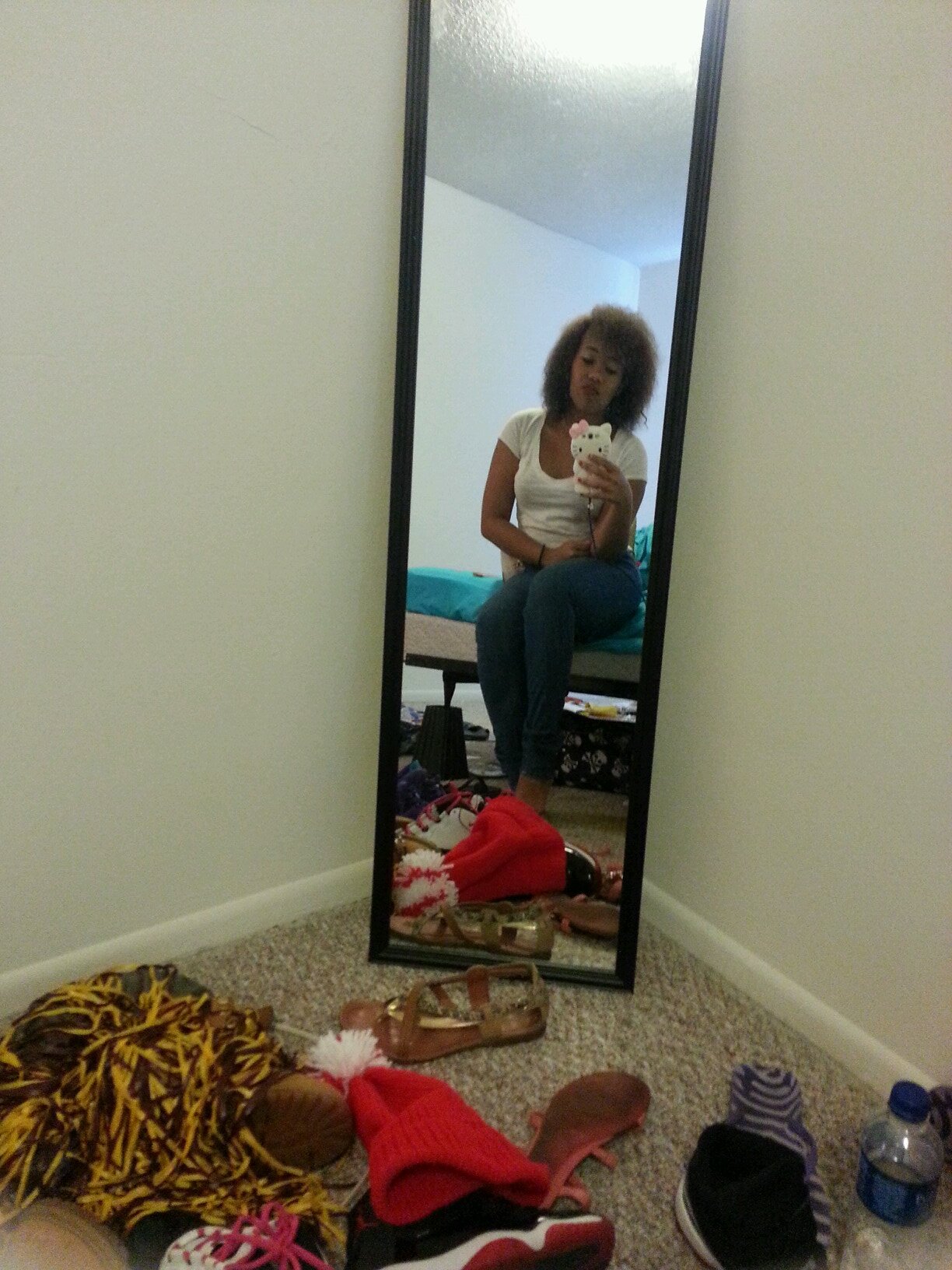 just a young woman trying to make it♥. [sophomore at Bethune-Cookman] [Business Major] IG:_Shebellaaaa