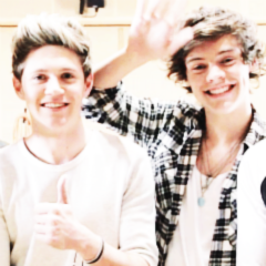 DONAS : @Crazy0fHarry & @niallpatetic since:25/11/13
