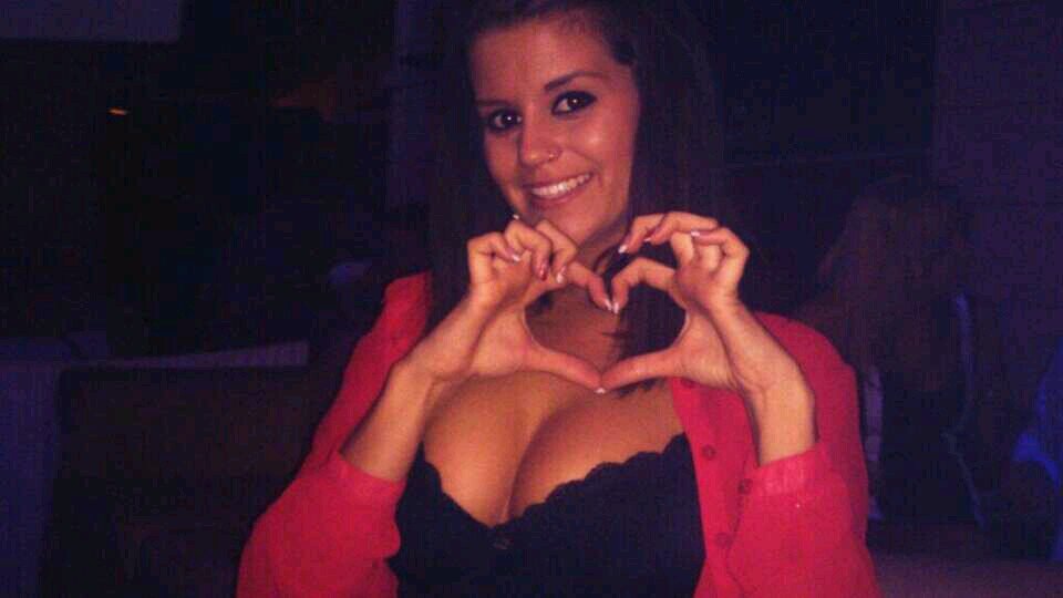 Twitter de apoyo a  @lolitaftv23 doy mi watshapp si alguien le quiere