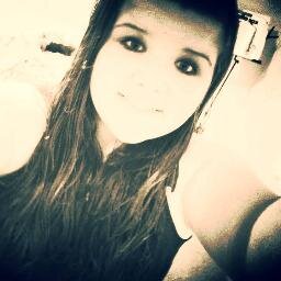 IM Alexia and I love music Austin mahone is my favorite singer and I play saxophones which are the sexiest instrument ever 3