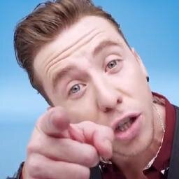 If U C Danny tell him that I'm looking for him, he's so fine, that boy's been on my mind.
Em um relacionamento lerdo com @DannyMcfly :)
http://t.co/uklQU6JPi2