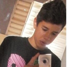 Te quero em todos sentidos imagináveis com todos os seus sentidos inigualáveis.