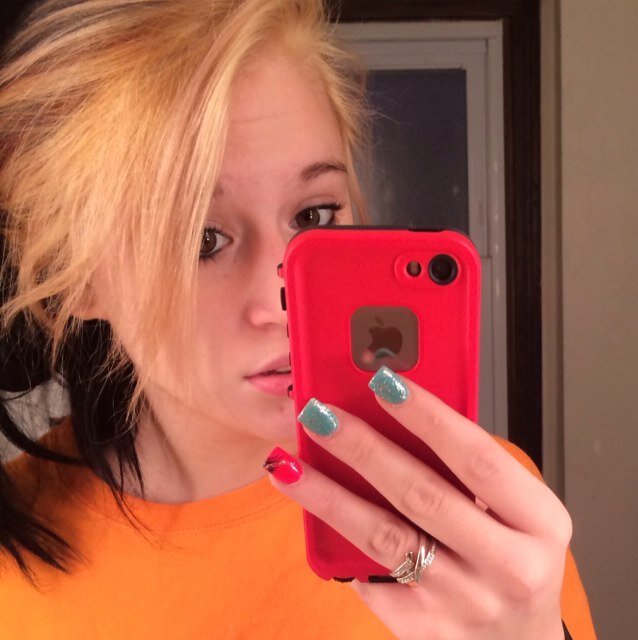 ItszYoshiBitch's profile picture. |19||Piercings & Tattooes||Snowboarding|