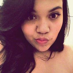 17 anos , Vegetariana,Virginiana ,Corinthiana ,Maiores Paixões @BONDEDASTONDA  @justinbieber @BrunoMars  @LilTunechi http://t.co/rSj0IybH78