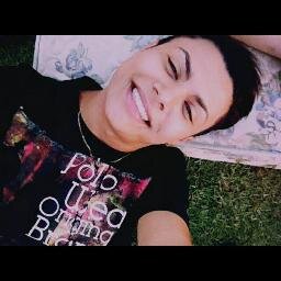 Cada um tem sua historia. Eu tô aqui pra aprender, não pra julgar. YOLO.