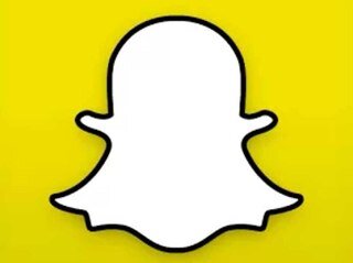 Ladies send me your sexy snapchats @twittersnap18 ;)
You might get a sexy snapchat back ;)