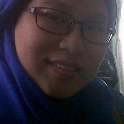 konsultan ORIFLAME dan istri bekerja :)