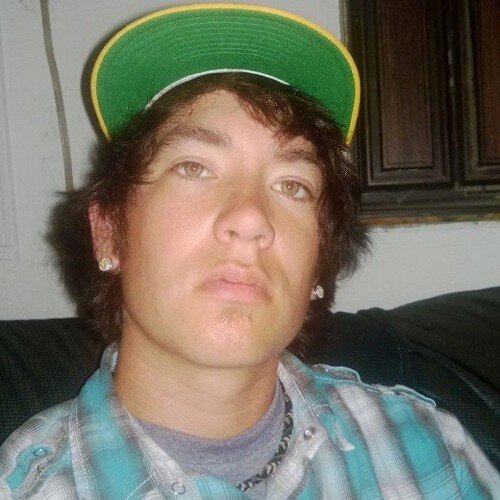24  years old Cherokee  creek Indian like to play sports drink beer chill with friends like to go out fish and hunt goin to Bacone for B.A. In Sports Management