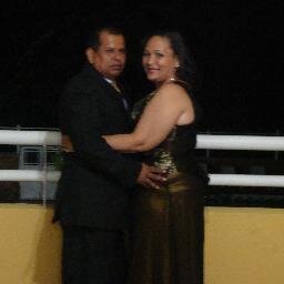 Madre de cinco hijos hermosos y súper mega feliz de ser abuela de una niña espectacular.