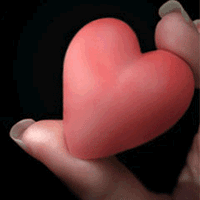 وفي قلوب البعض نقاء يجعل من تواجدهم راحة لنا..