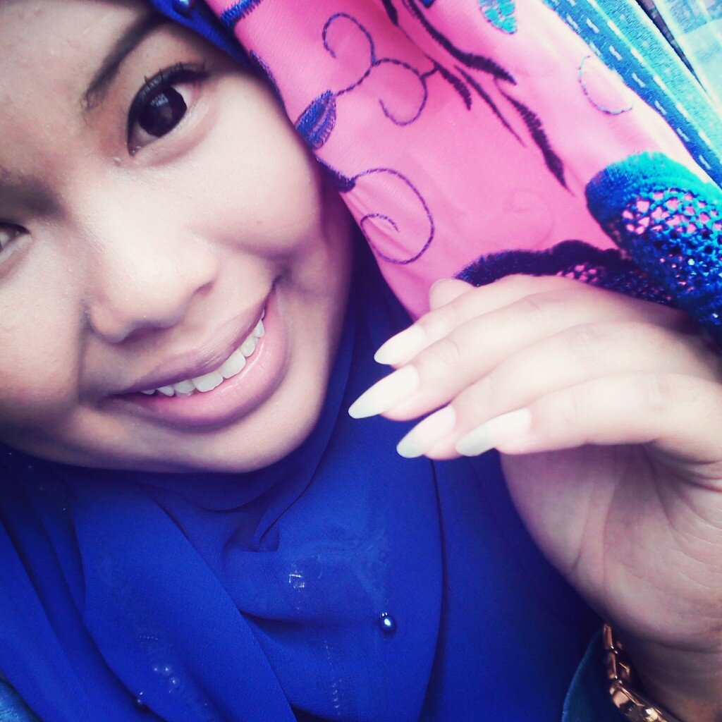 NOR HARDILA BT ADNAN ,18 TEEN ,TELUK INTAN PERAK :)
Facebook :https://t.co/jfc25l26Lv :)