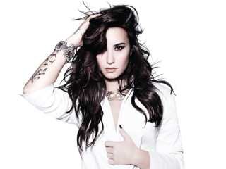 Demi lovato is the best love her song :-)