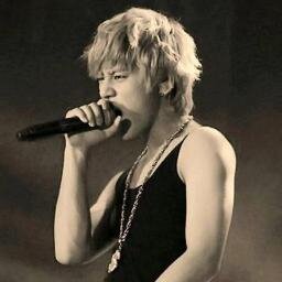ผมแดฮยอน นักร้องหลัก B.A.Pเสียงผมบินได้จริงๆนะครับใครว่าผมดำ ใครว่าผมเกรียน มาฟอลคุยกันนะ แลวจะรู้ว่าผมทั้งขาวและน่ารักแค่ไหน  #090413 #ฟอลแบคบอท #PrizeFam #PZ