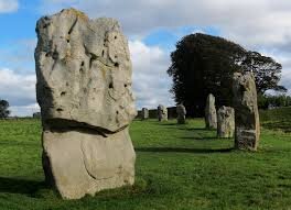 Stone Circle Tours. Private Guided Tours of Avebury, Stonehenge and ancient Britain.