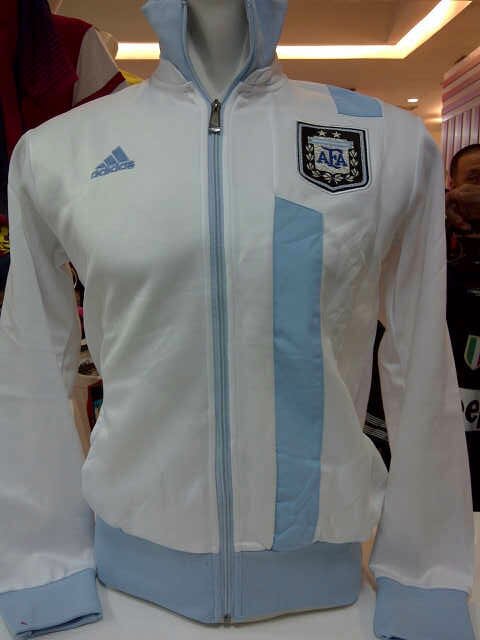 CP : SMS/WA 082233011144 / pin:2A716E14