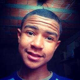 Viver e serfeliz ..  meus  obejetivos nessa Vida .. :))