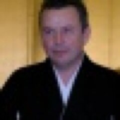 strewther's profile picture. Bio unhelpful right now I think