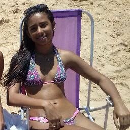Para toda vírgula que não te deixa ir adiante, existe um ponto final.