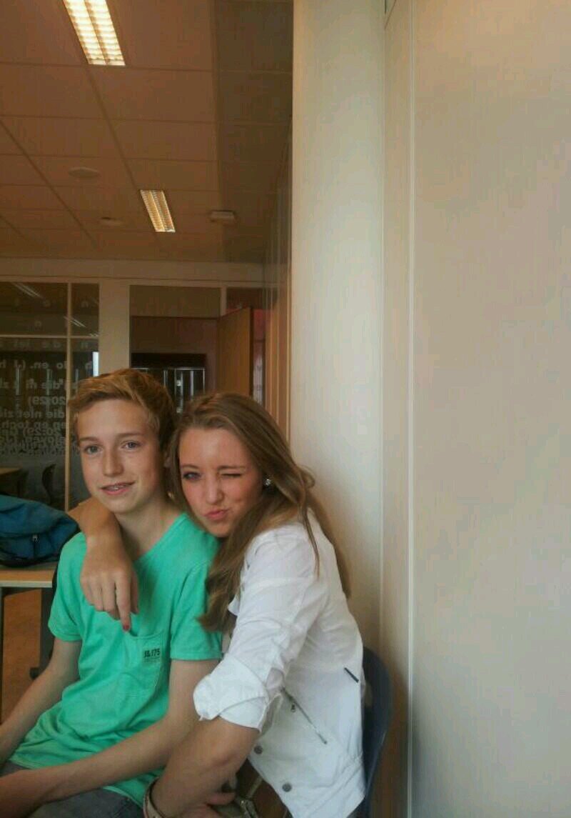 love the best girl @_Elbertsen_       ista:denise_omme  snap: xdenise_vo.   klas 3gt1.   wekerom