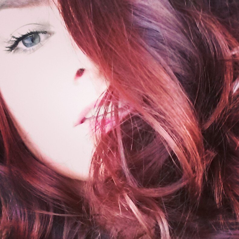 (._.) ( I: ) (.-.) ( :I ) (._.) They see me rollin', they hatin' ♥
