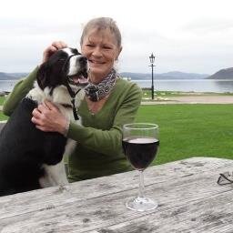 Ex-RAN Aussie living on the special little Scottish highland island of Bute ... very blessed and lucky to be here.  :)