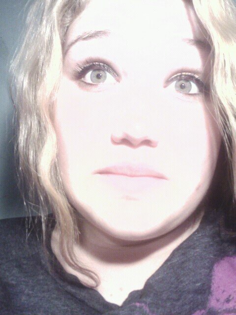 Too weird to live, too rare to die ^^ Kik; Dauntless_Kay hmu! Follow me! I'll always follow back ;*