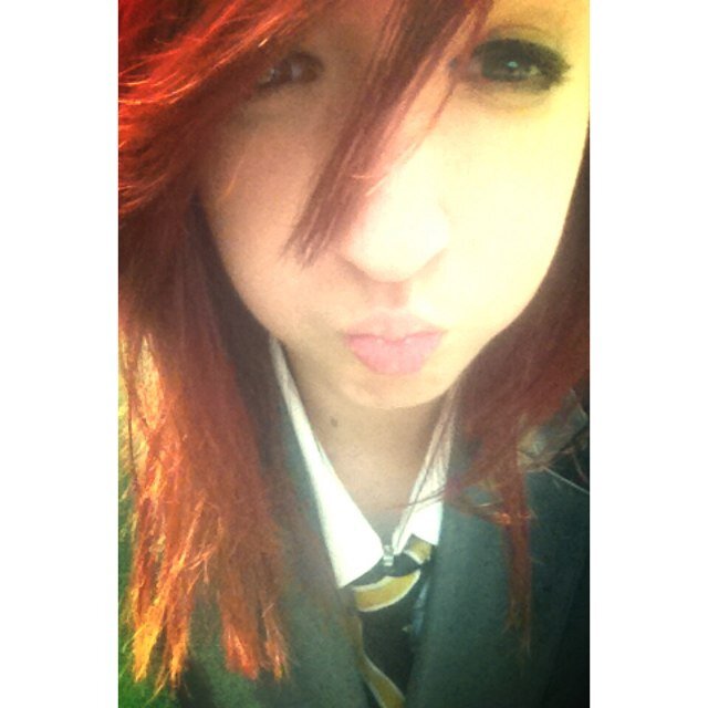 @fxckabss_ is me. follow it. danke.