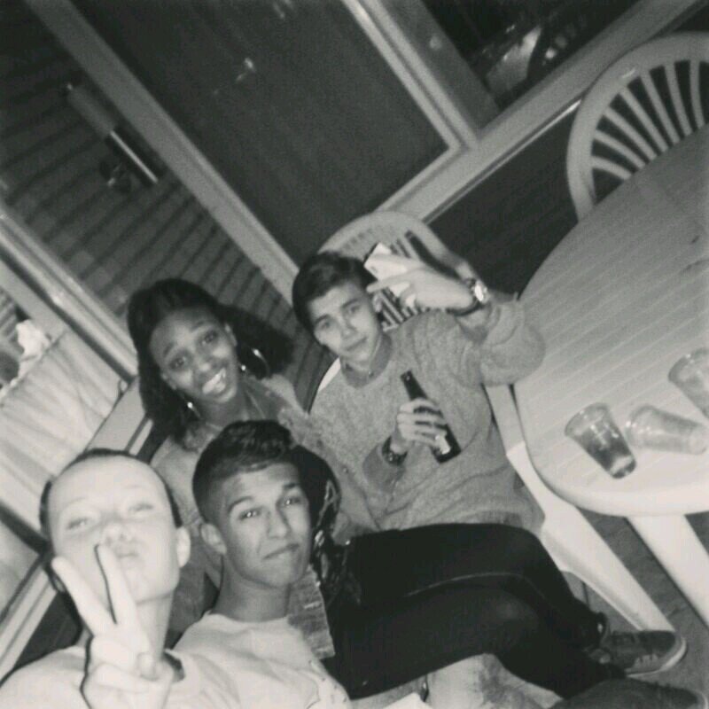 familiy ♡friends♡Love♡sing♡dance♡