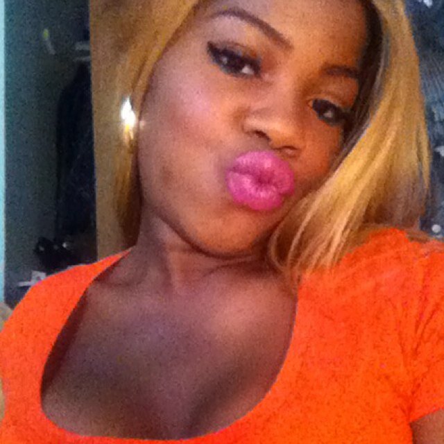Ma Names Evaaaa  .. Indepedentt Ladyy!  $$$$$$$Divaaa! * R.I.P Daddy * Xoxoxoox Nevaaa Leeave Maaa Jah Jah !! 3