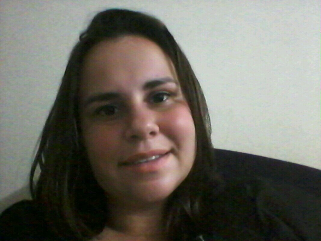 Menina... mulher... mae de familia... familia essa q amo muito...