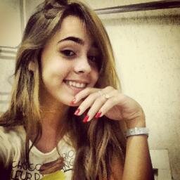 MIneira, 15 anos. Modelo, bailarina e atriz!!! Xoxo