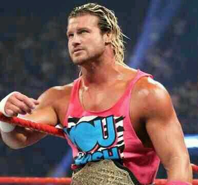I'm the Show Off, Dolph Ziggler. I'm the guy that always steal the show every night. I will do everything I can to be World Champ again. (RP/NOT @HEELZiggler)