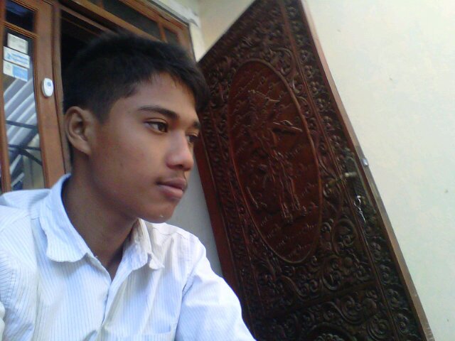 alimust29291129's profile picture. 