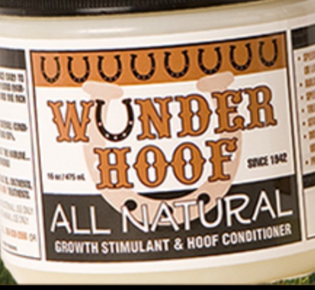 All Natural Hoof Conditioner. Build thicker walls, increase growth and overall health and conditioning of the hoof. Help Quarter Cracks, Laminits & more!