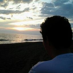 Licenciado en Mercadotecnia, amante del Tennis y del Trance, House & Pshyco... I'm an #AndroidUser ®