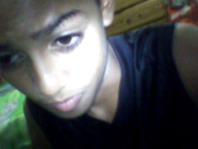 http://t.co/weGcUqBomd … nO HaY nAdA Peor Que SEntir AmOr Y aPArentar Amistad