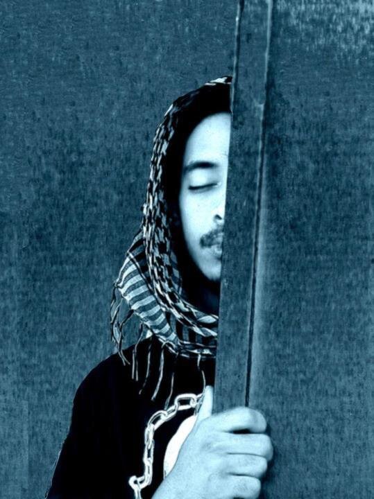 StoMister's profile picture. Auteur-compositeur-chanteur 
                #Team237