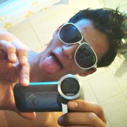 ''Faaz Poor Merecer Que Eu Faço Vaaler Apena''