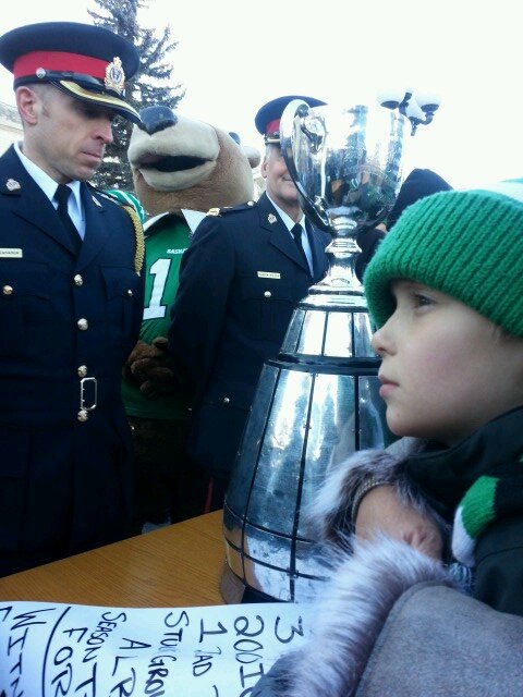 flipps16's profile picture. Evraz crane operator / Father of 2 amazing boys / Riders, Red Devils and 49ers for life / !!!!!