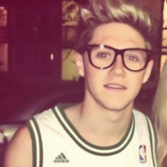 Soy de Venezuela, Y soy DIRECTIONERS♥_♥ Amo la muisca, Amo cantar y algun dia cumplire mi sueño de ser una gran cantante♥