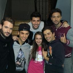 Cuenta de  APOYO A @WhyFiveBand [follow 10/12/13] 1ºFans en verles . 26/11/13 Conocimos a los chicos. Síguenos si quieres estar informad@
